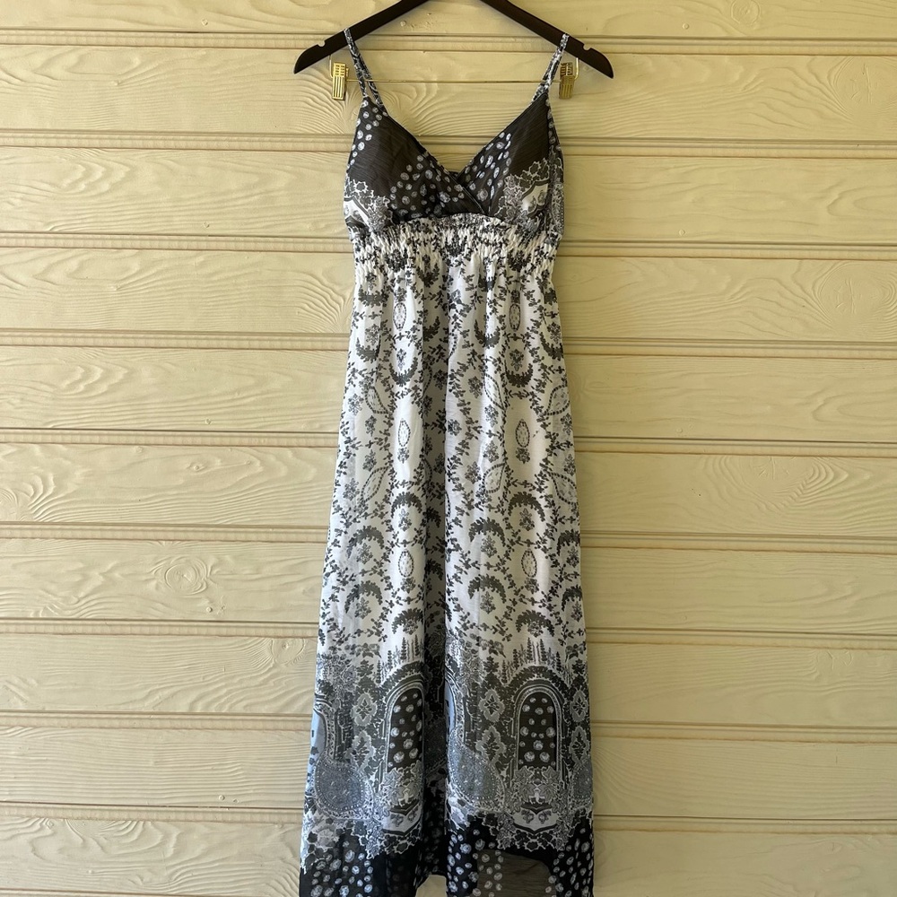 Vintage White Patterned Maxi Dress